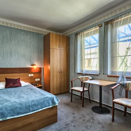 ホテル ウェルネス バビロン