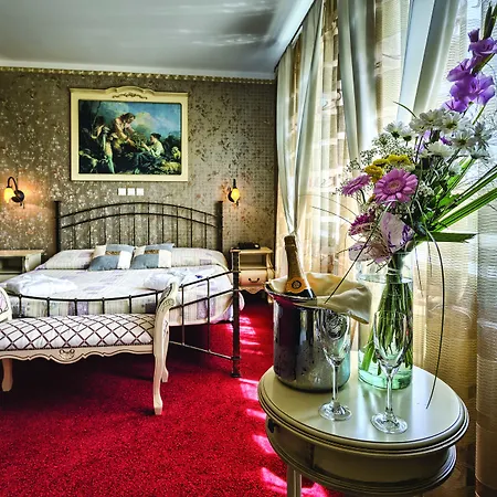 Szálloda Wellness Babylon