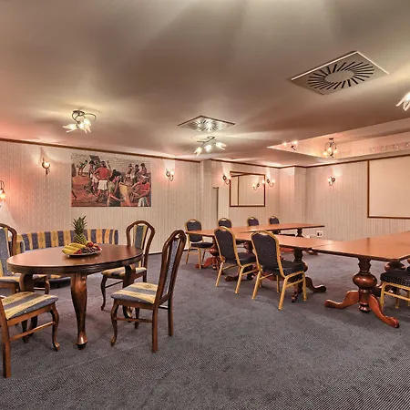 巴比伦健康酒店