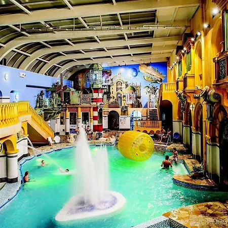 Hotel Wellness Babylon 4*